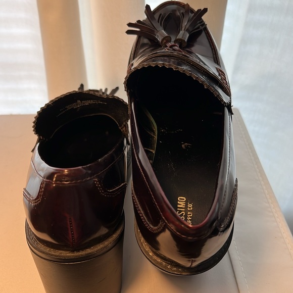 Mossimo Brown Tasseled faux leather Loafers Chunky Heel Sz 9 - Picture 4 of 4